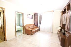 Apartment on Bolshoy Kondratievskii