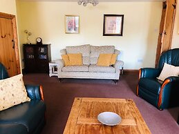 Cornwall Cottages - Helscott Barns