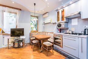 Apartment on Trubnaya