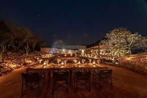 Ndhula Luxury Tented Lodge