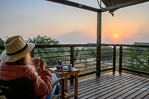 Ndhula Luxury Tented Lodge