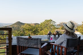 Ndhula Luxury Tented Lodge