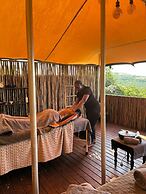 Ndhula Luxury Tented Lodge