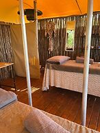 Ndhula Luxury Tented Lodge