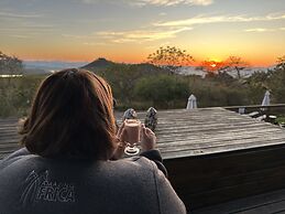 Ndhula Luxury Tented Lodge