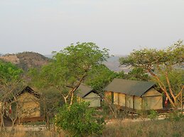 Ndhula Luxury Tented Lodge
