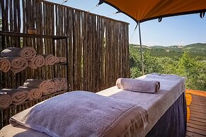 Ndhula Luxury Tented Lodge