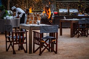 Ndhula Luxury Tented Lodge