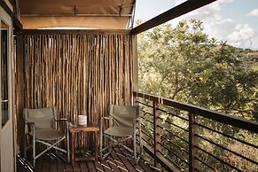 Ndhula Luxury Tented Lodge