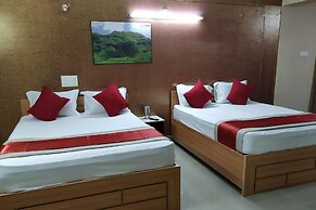 Hotel Surya Residency Majestic