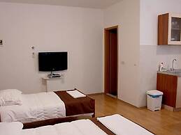 Apartmani Krka Rooms