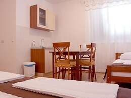 Apartmani Krka Rooms
