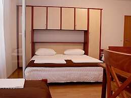 Apartmani Krka Rooms