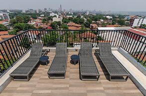 Lovely Business Loft Pool BBQ & Views