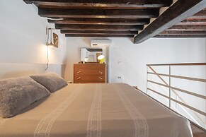 Serragli Loft by Mmega