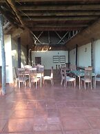 Livingstone Guest Farm - Hostel