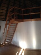 Livingstone Guest Farm - Hostel