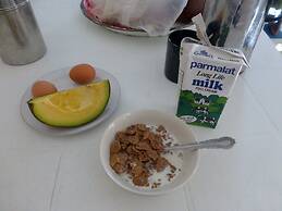 Livingstone Guest Farm - Hostel