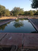 Livingstone Guest Farm - Hostel