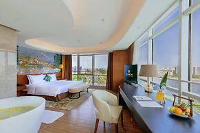 Hisilk Artwork Center Fliport Coso Hotel