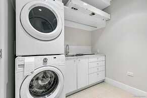 Modern Townhouse at Marine by Elevate Rooms