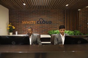 Hotel White Cloud