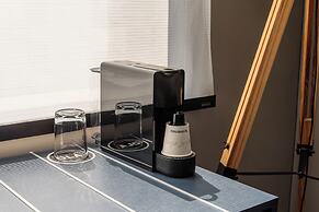 Ola Santiago Providencia, Tapestry Collection by Hilton