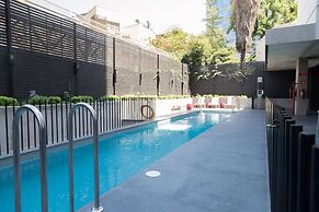 Ola Santiago Providencia, Tapestry Collection by Hilton