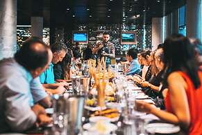 Ola Santiago Providencia, Tapestry Collection by Hilton