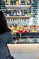 Ola Santiago Providencia, Tapestry Collection by Hilton