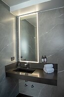 Ola Santiago Providencia, Tapestry Collection by Hilton