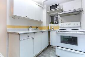 2bdr Suite UBC by Elevate Rooms