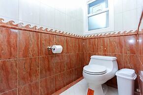 Grand Spacious Suite near YVR by Elevate Rooms