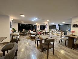 Hana Stay Tran Quoc Hoan