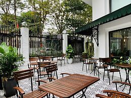 Hana Stay Tran Quoc Hoan