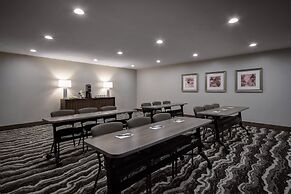 Staybridge Suites Holland by IHG