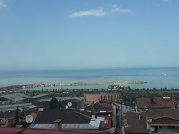 Alya Suite Residence