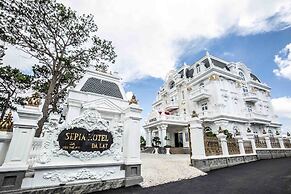 Sepia Hotel DaLat