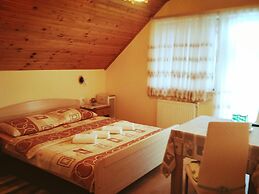 Guest House First Stop