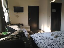 Guest House First Stop