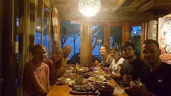 Lucky Daisy Buffalo House