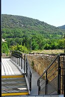 Hostel Les Terrasses du Roc