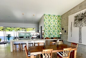 Coast Cook Islands - 3-Bedroom Beachfront Pool Villa