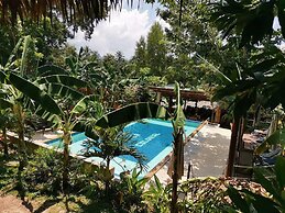 La Colonial Resort - Adults Only