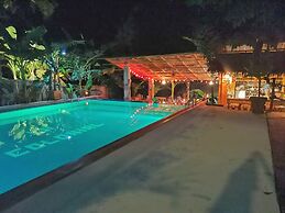 La Colonial Resort - Adults Only