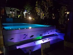 La Colonial Resort - Adults Only