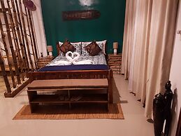 La Colonial Resort - Adults Only