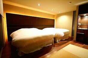 Gensen to Hanare no Oyado Tsuki