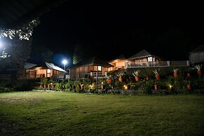 Charekh Food & Forest Resort