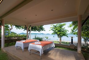 Blue Beach Grand Resort and Spa